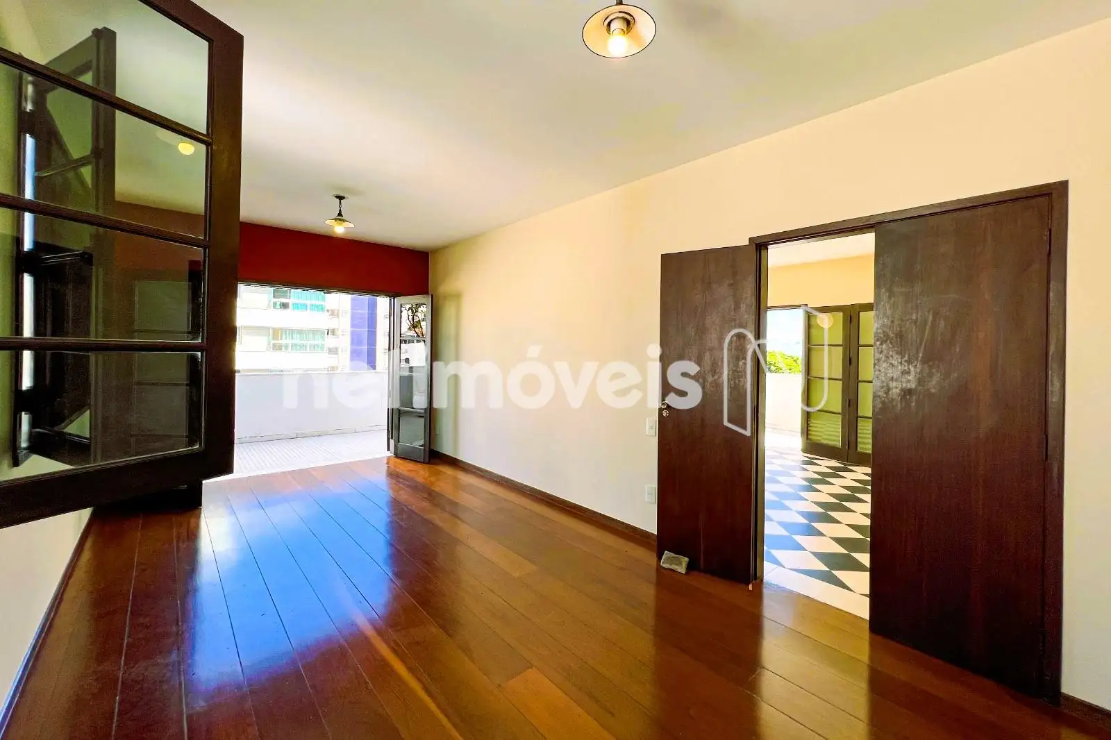 Sala de Jantar com porta terraço frente