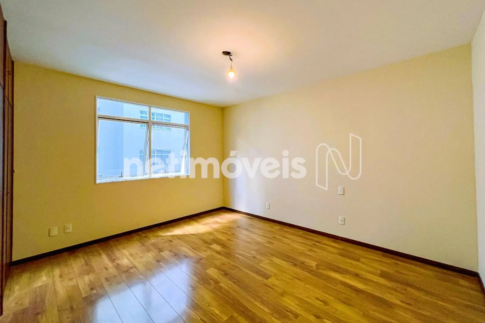 Quarto 01 com Suíte 