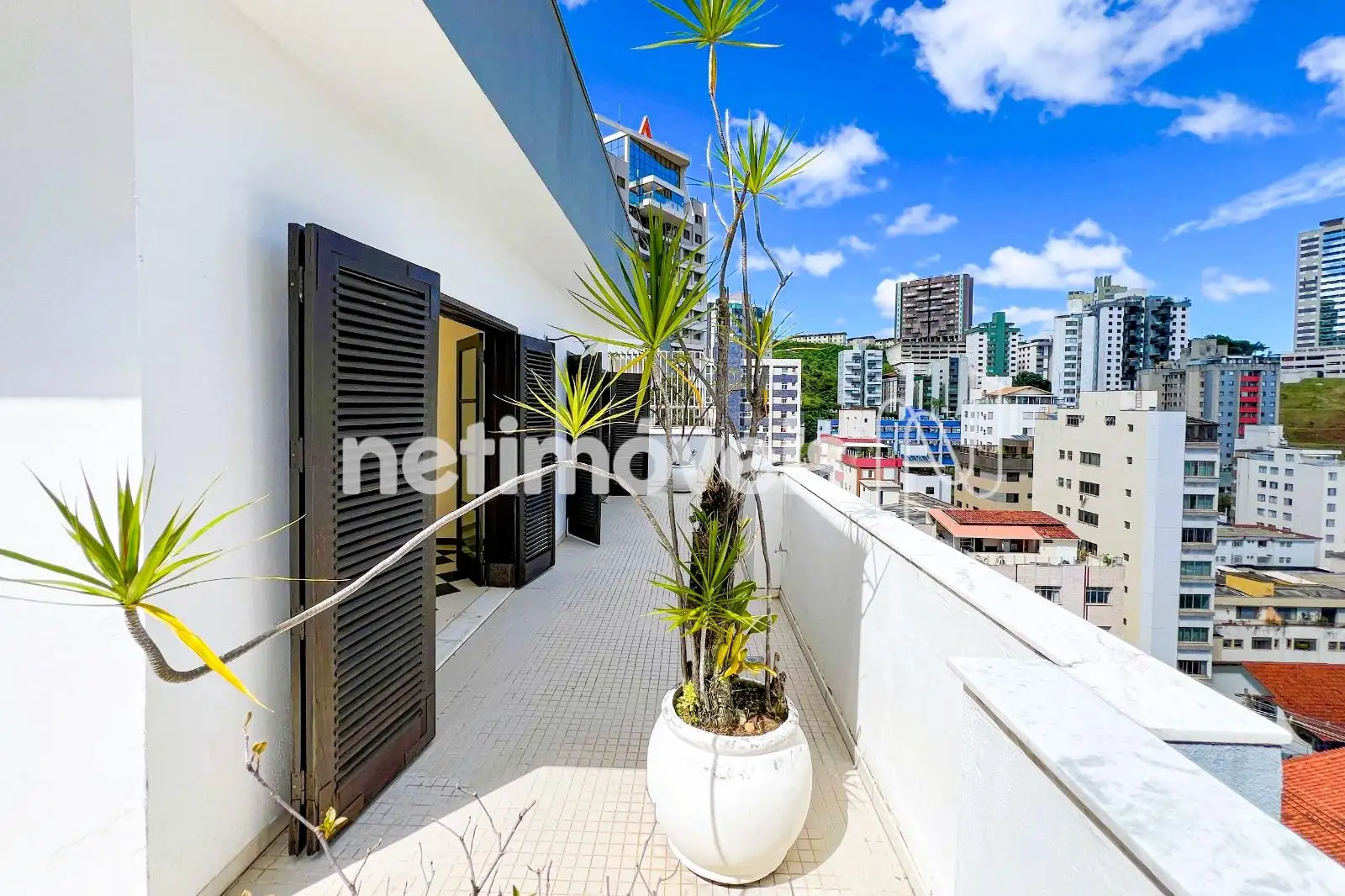 Portas terraço acesso Salão e Sala Jantar 