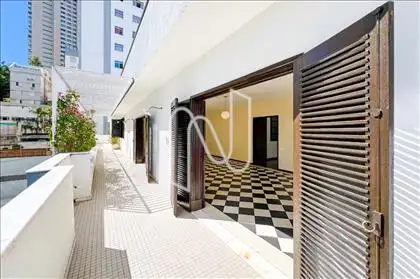 Terraço lateral - com 2 portas acesso Salão  