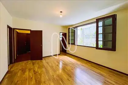  Sala de TV com Roupeiro