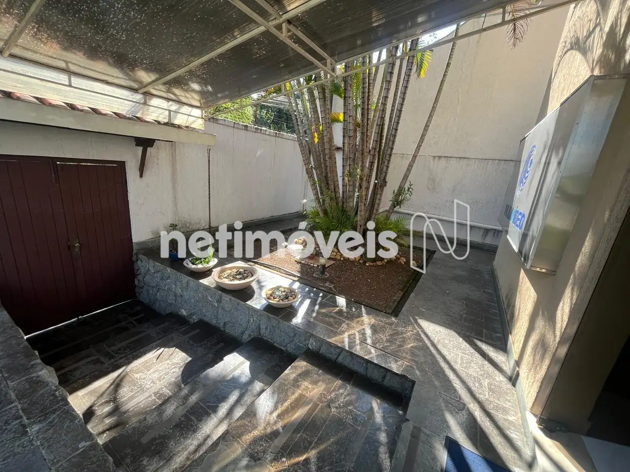 Casa comercial para comprar com 521 m², 7 quartos, 4 banheiros, 5 vagas em Rua Nicolina Pacheco, Maria Virgínia, Belo Horizonte