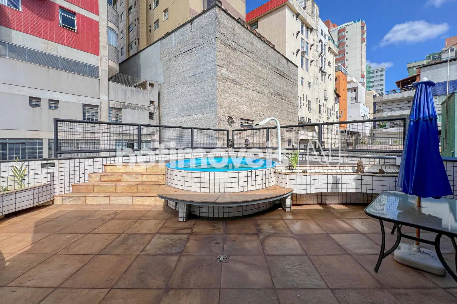 Lazer piscina com cascata