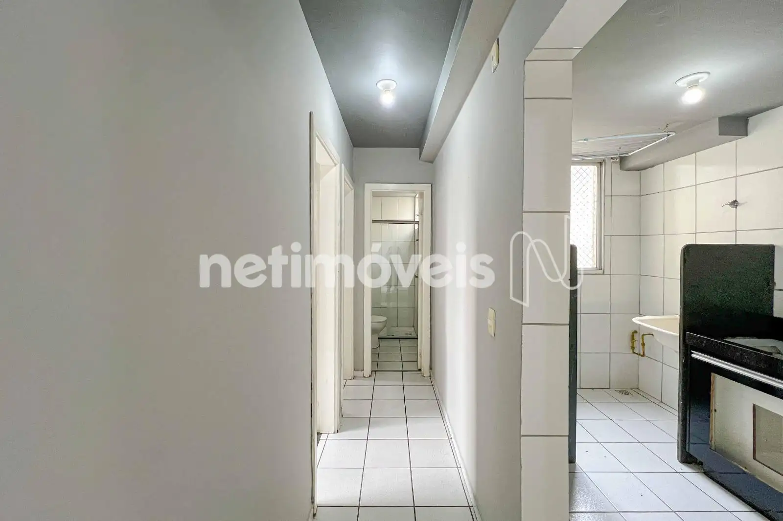 Corredor quartos, cozinha e banho social