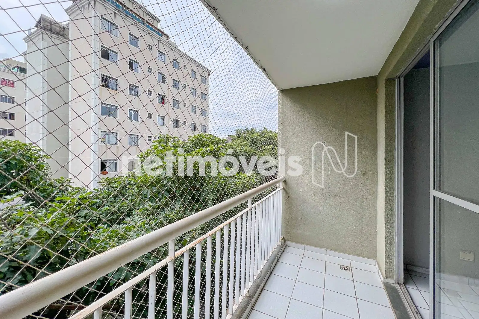Varandão com acesso Sala de Jantar