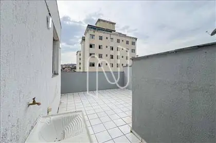Terraço com tanque 