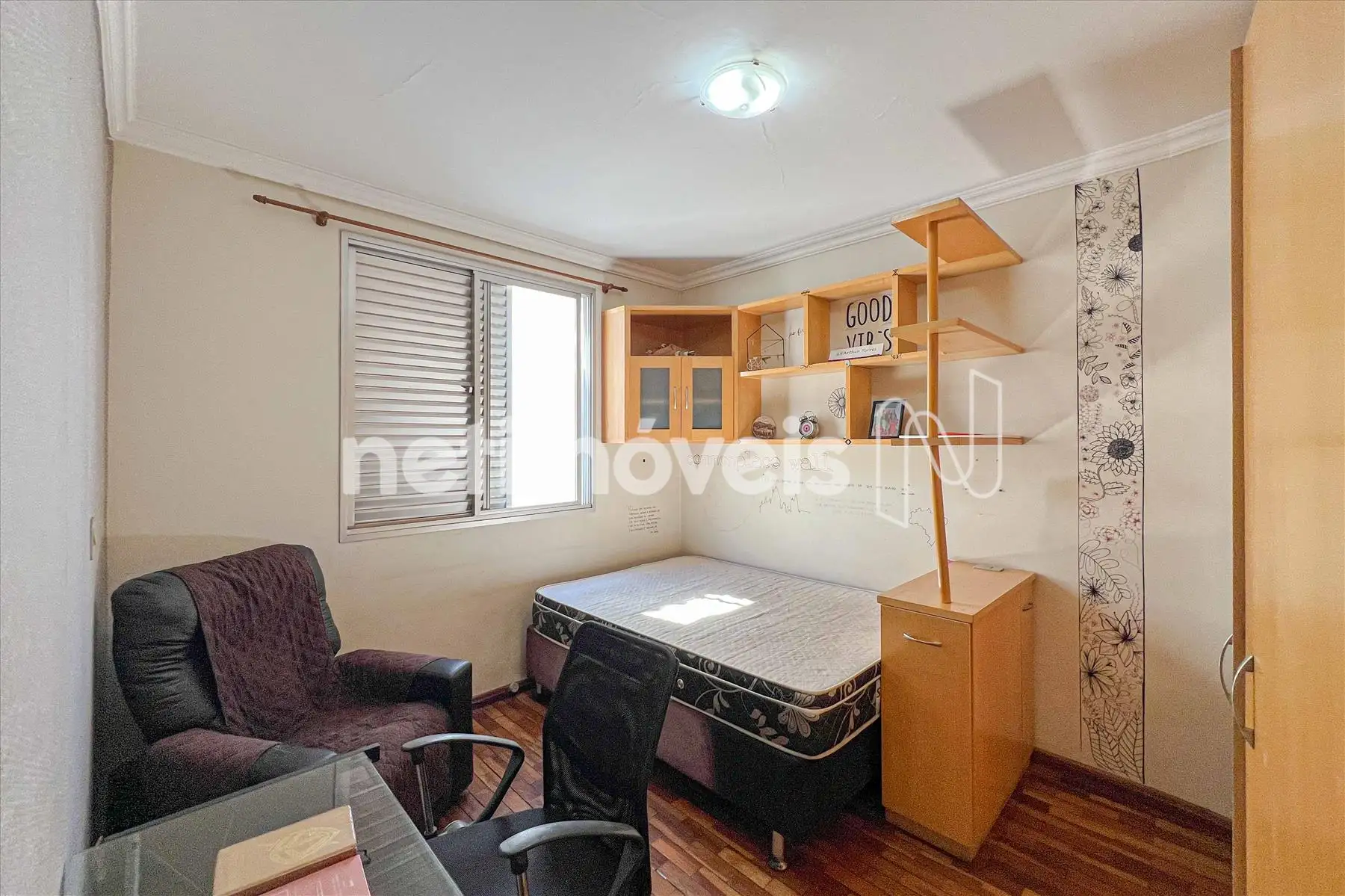 Quarto da frente