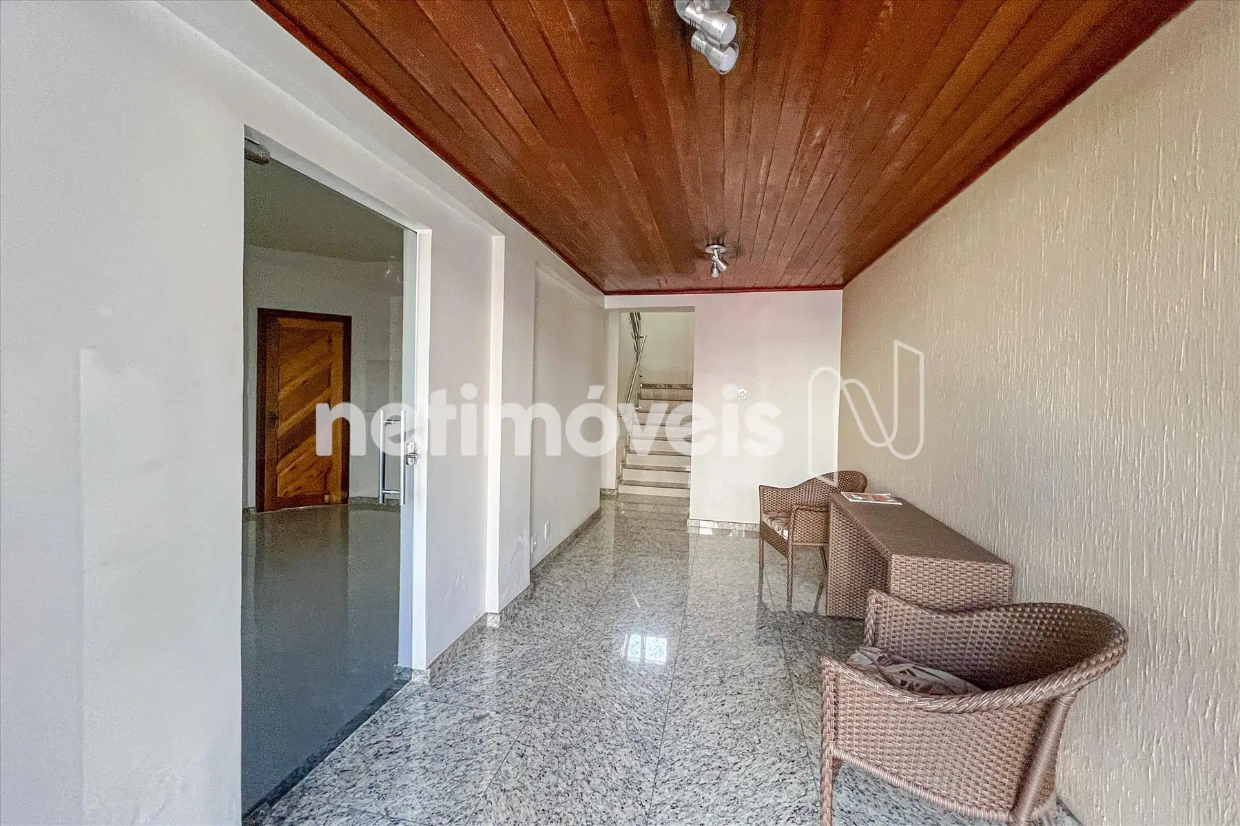 Hall de entrada do condomínio