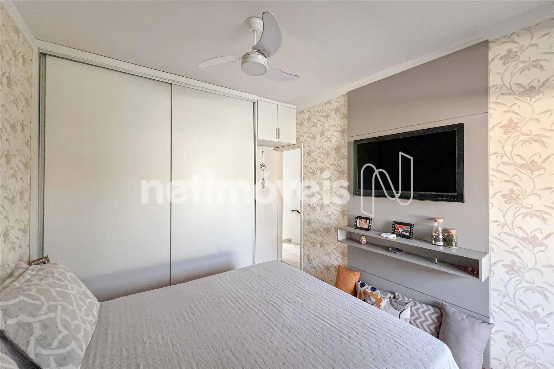 Quarto principal com varanda