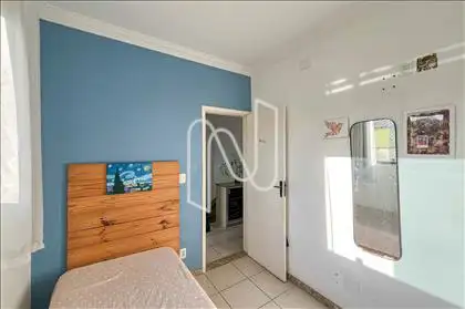 Quarto da frente