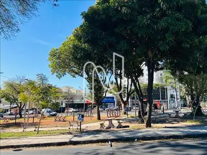 Academia ao ar livre na frente do imóvel