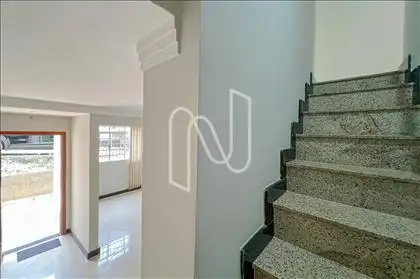 Escadas para 2º pavimento