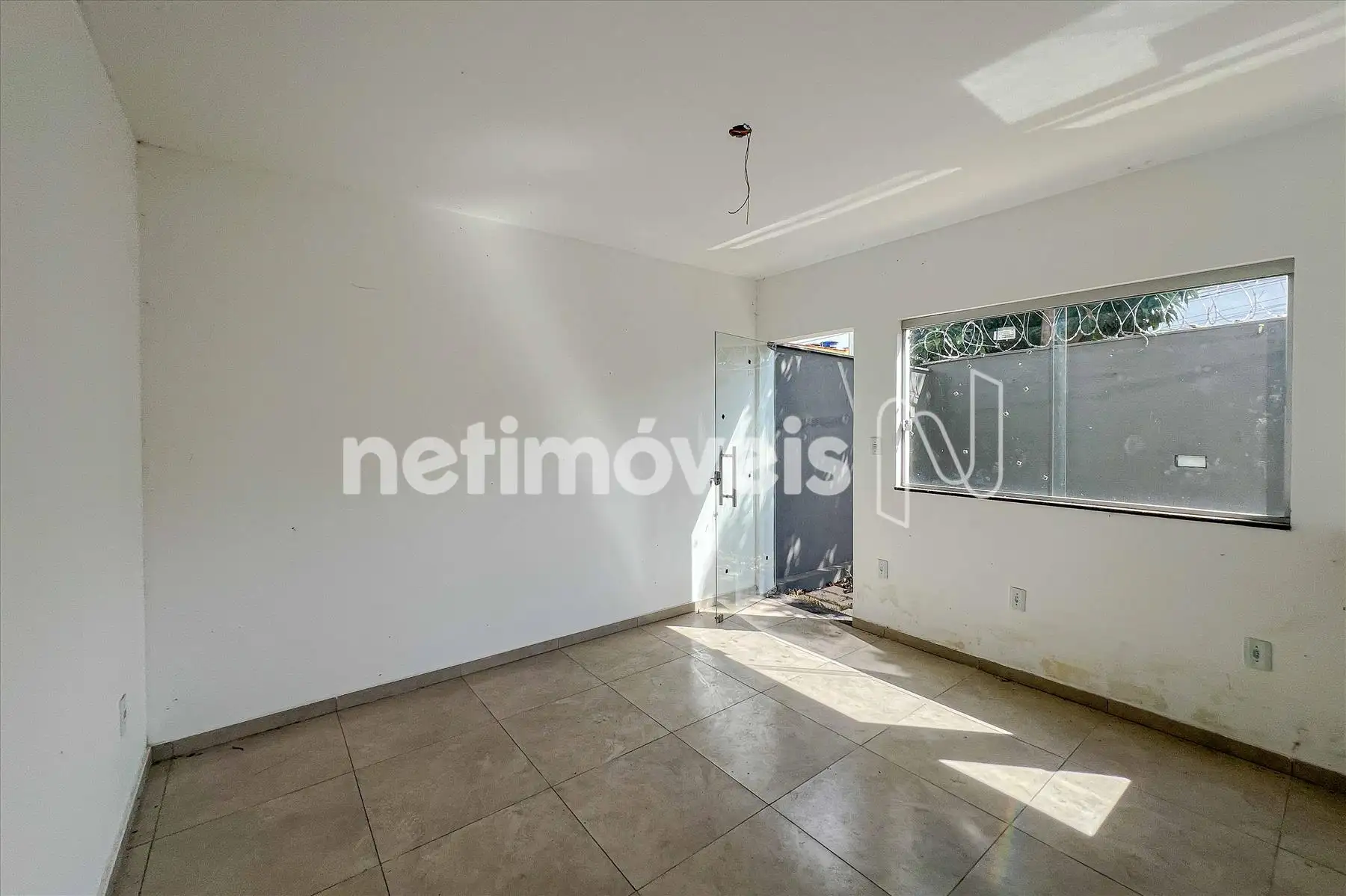Casa geminada para comprar com 150 m², 3 quartos, 2 banheiros, 2 vagas em Rua Palestina, São Salvador, Belo Horizonte