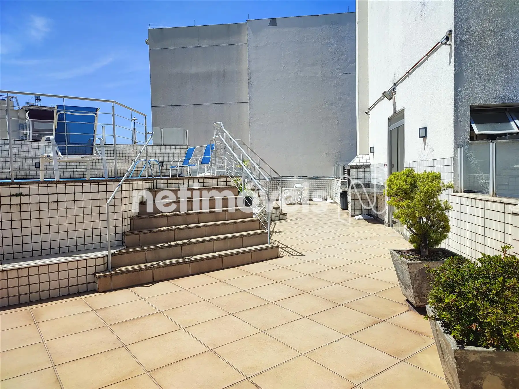 Rooftop com piscina 