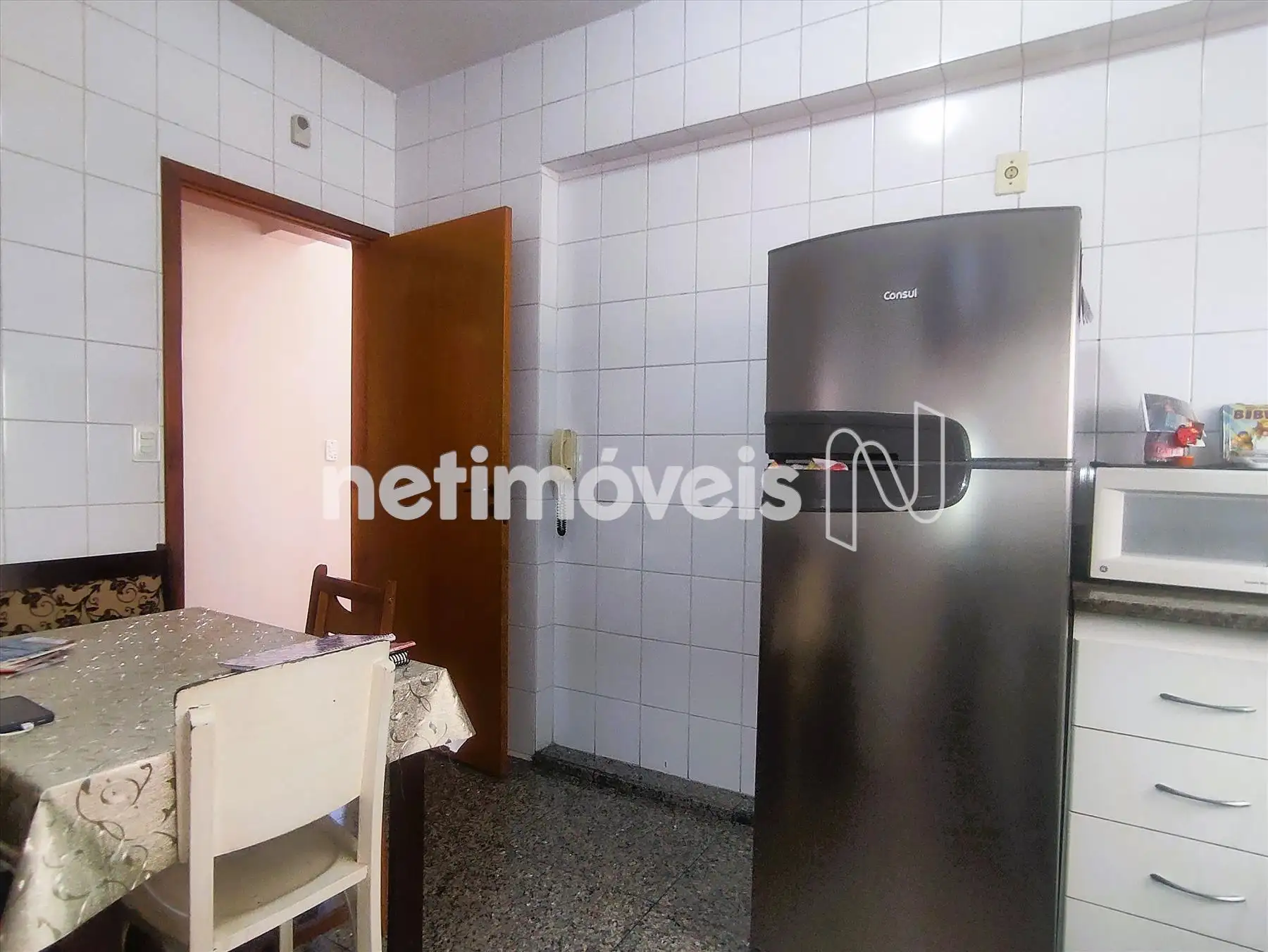 ampla cozinha 