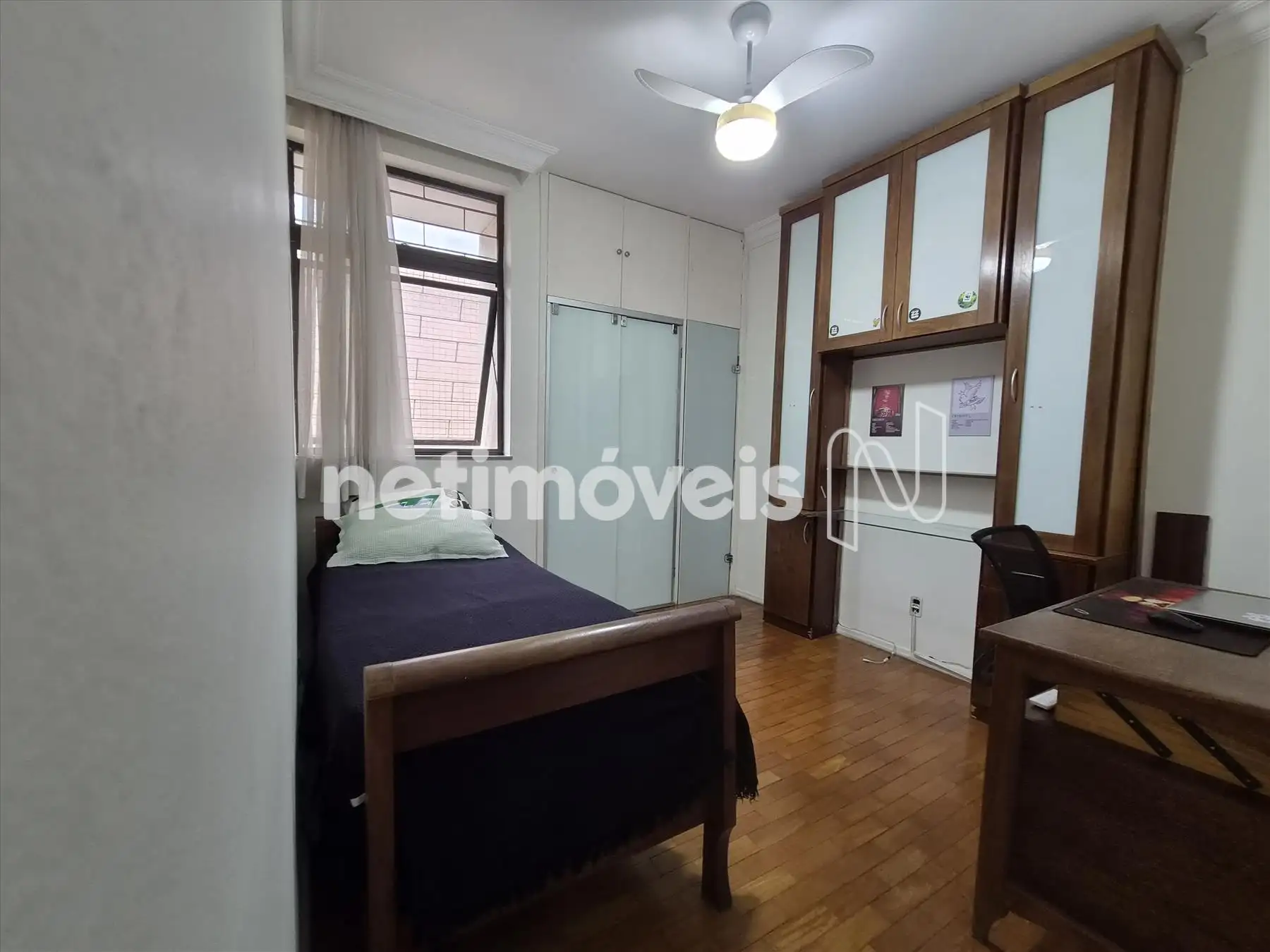 4º quarto com armário