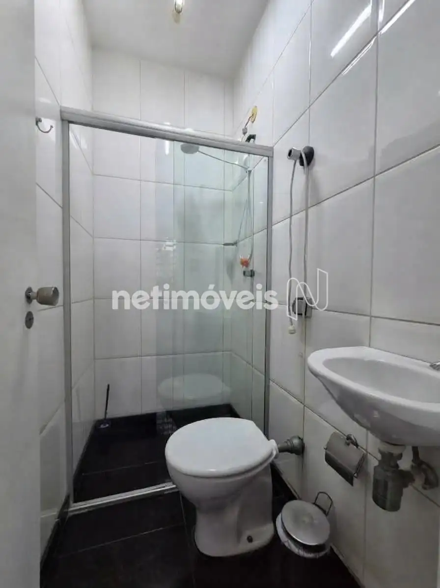 banho de serviço reformado
