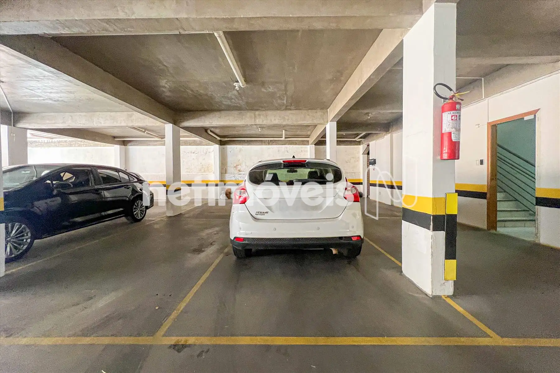 Vagas de garagem em linha
