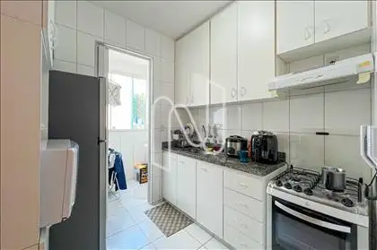 Cozinha e área de serviço