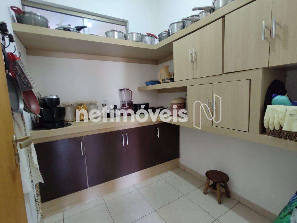 Casa-05Quartos-Suíte-Piscina-Sauna-Castelo