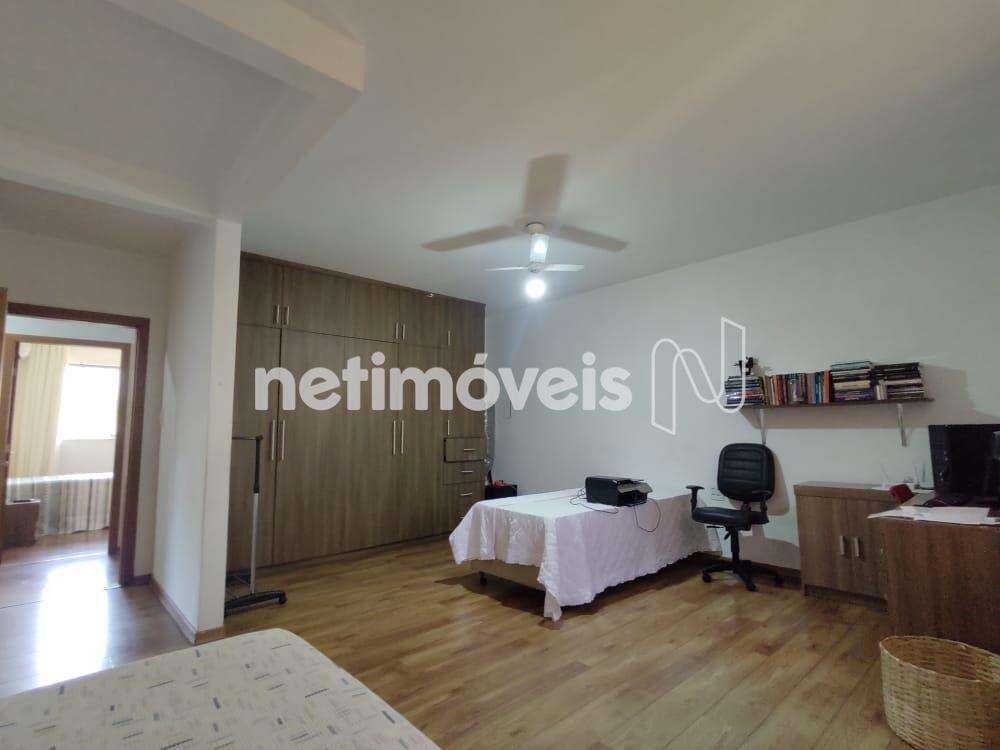 Casa-05Quartos-Suíte-Piscina-Sauna-Castelo