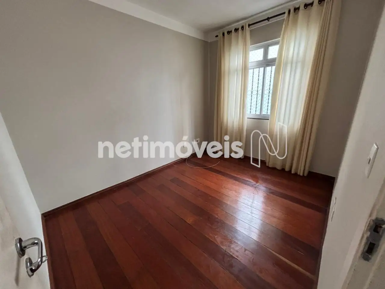 Quarto 02