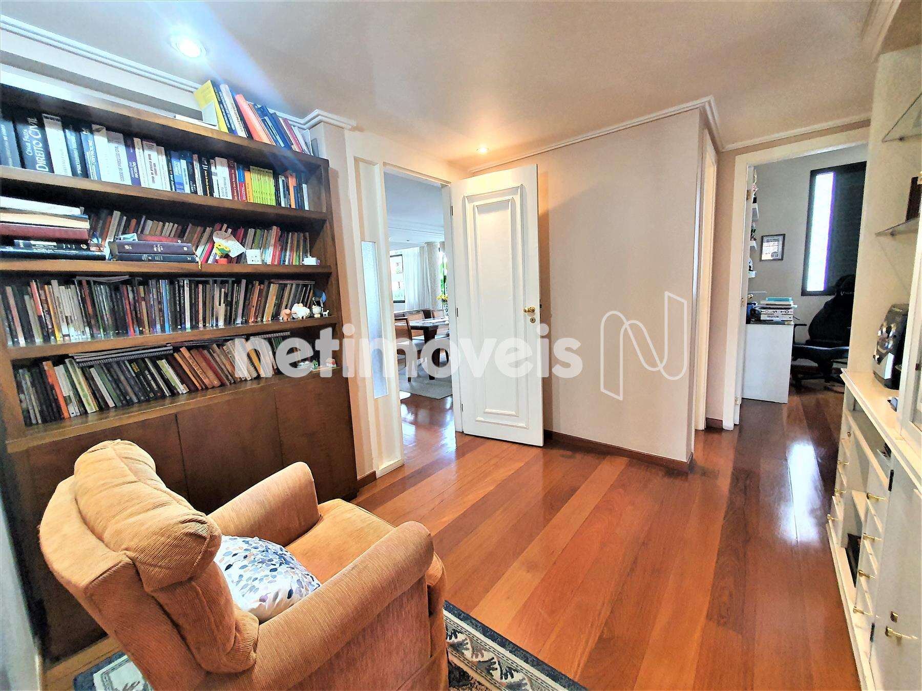 Apartamento 04 Quartos- Funcionários