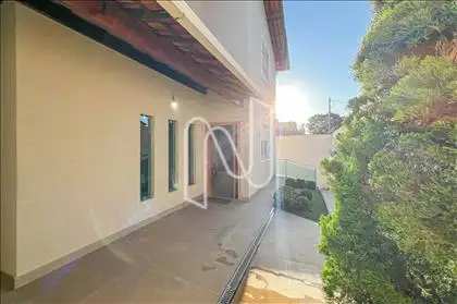  Entrada