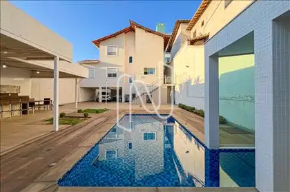  Piscina