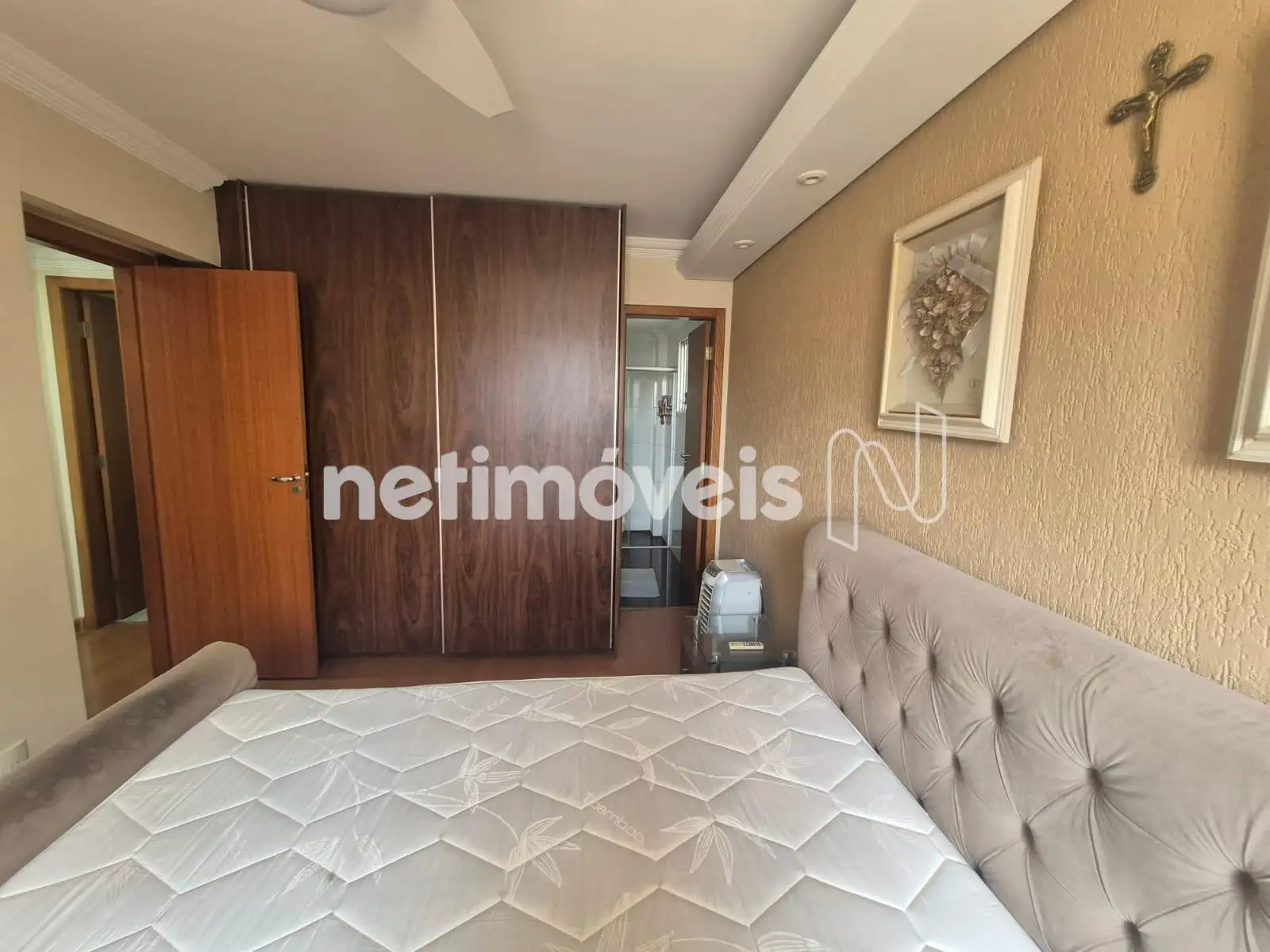 Quarto Casal