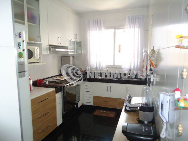 Apartamento-4Quartos-Suíte-Piscina-Itapoã