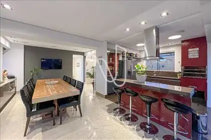 Sala de jantar integrada a cozinha 