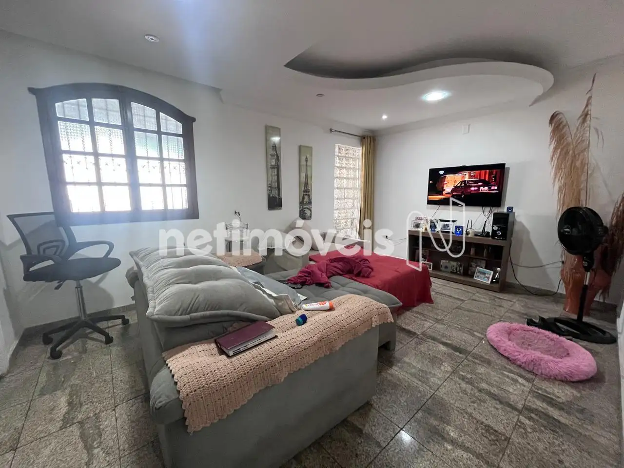 Casa com 4 quartos — Santa Terezinha, Belo Horizonte