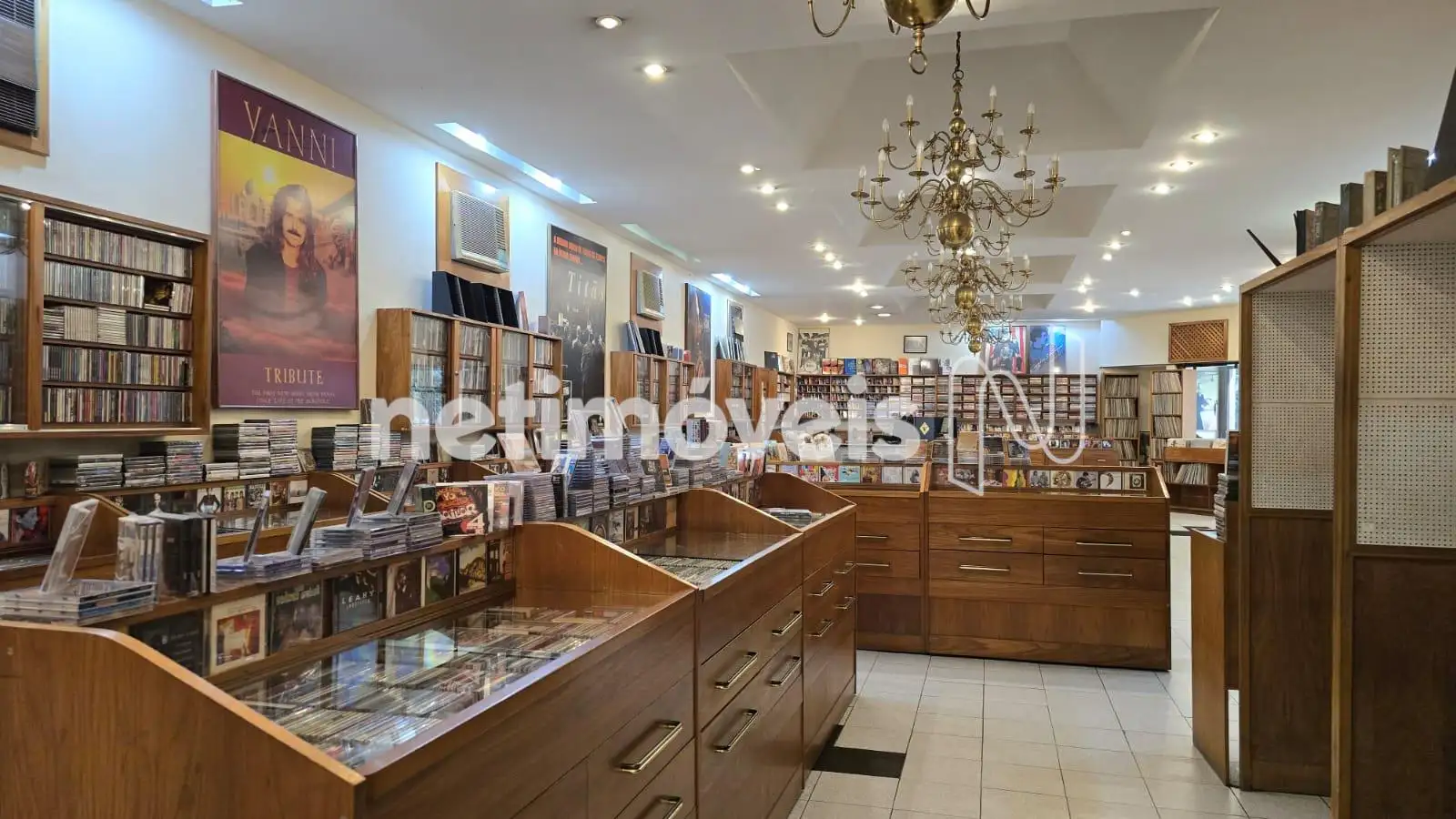 Conjunto de lojas para comprar com 757 m², 6 banheiros em Rua dos Tupis, Centro, Belo Horizonte