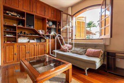 Casa5Qts-Suíte-Churrasqueira-SãoJosé-Pampulha