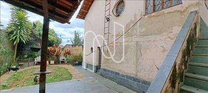  casa-tres-quartos-santa-amelia