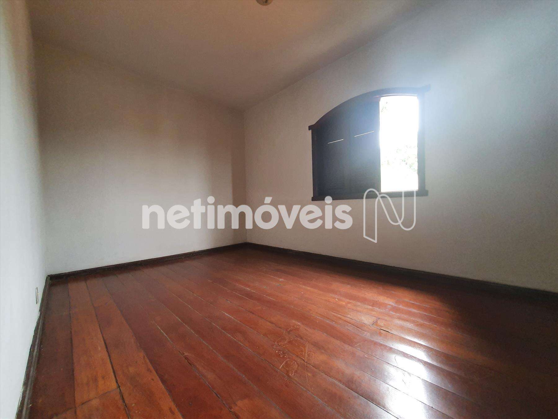 casa-quatro-quartos-floramar