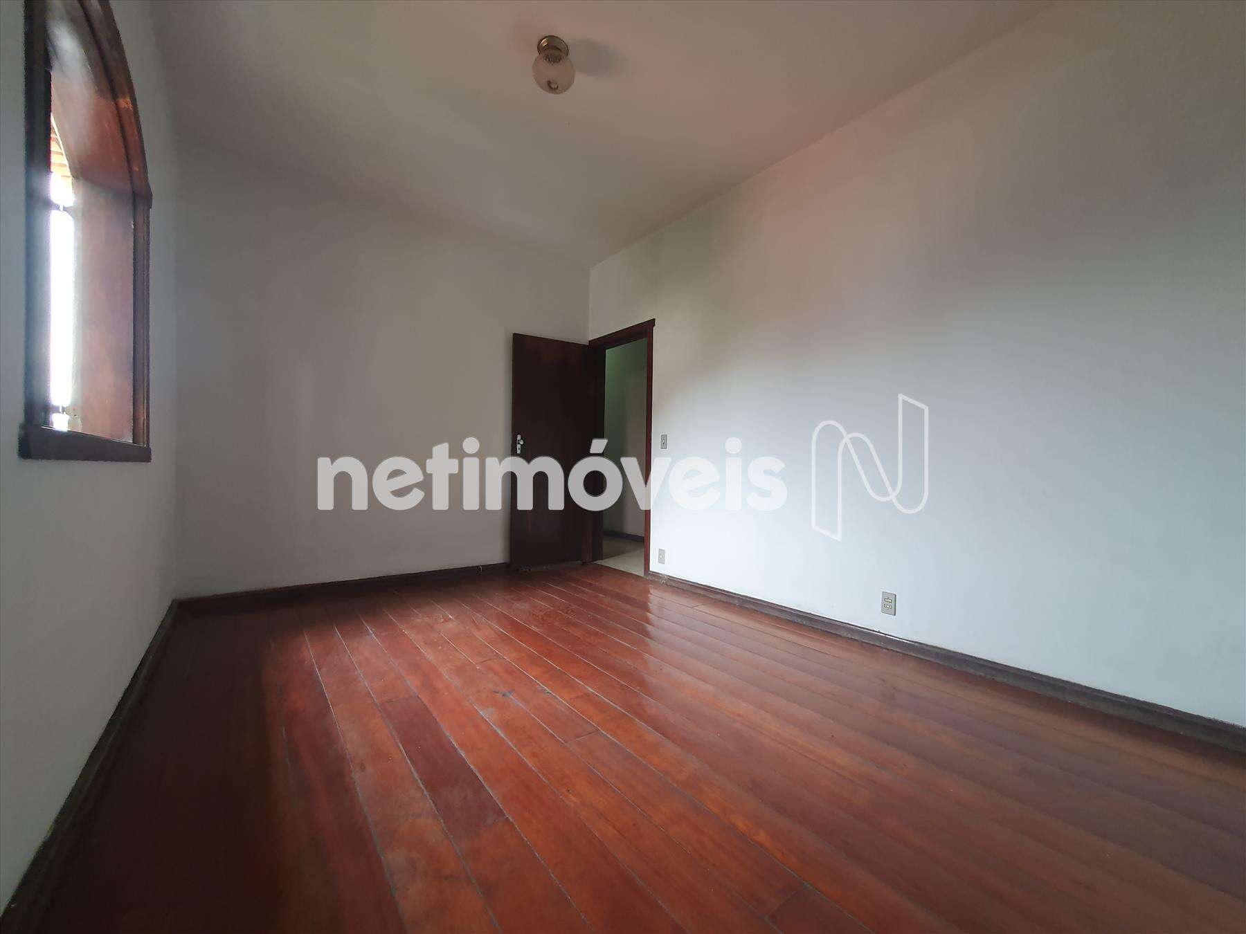 casa-quatro-quartos-floramar