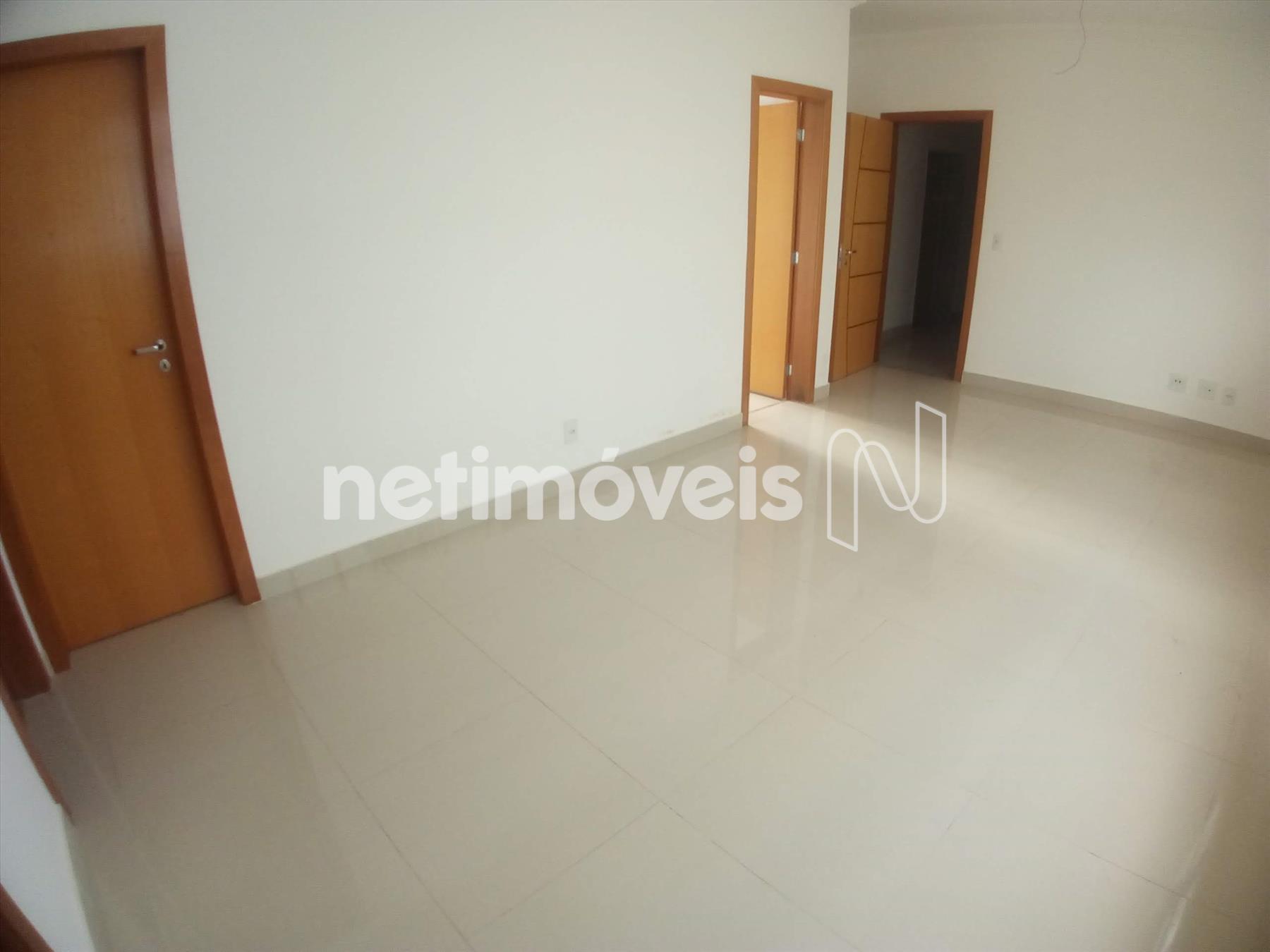 SALA AMPLA