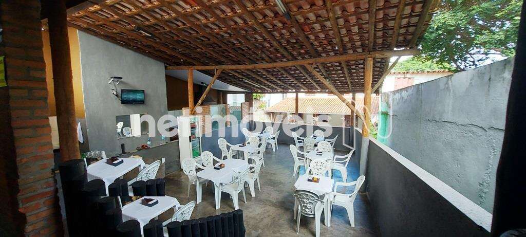 Casa Comercial- 05 Quartos- Indaiá
