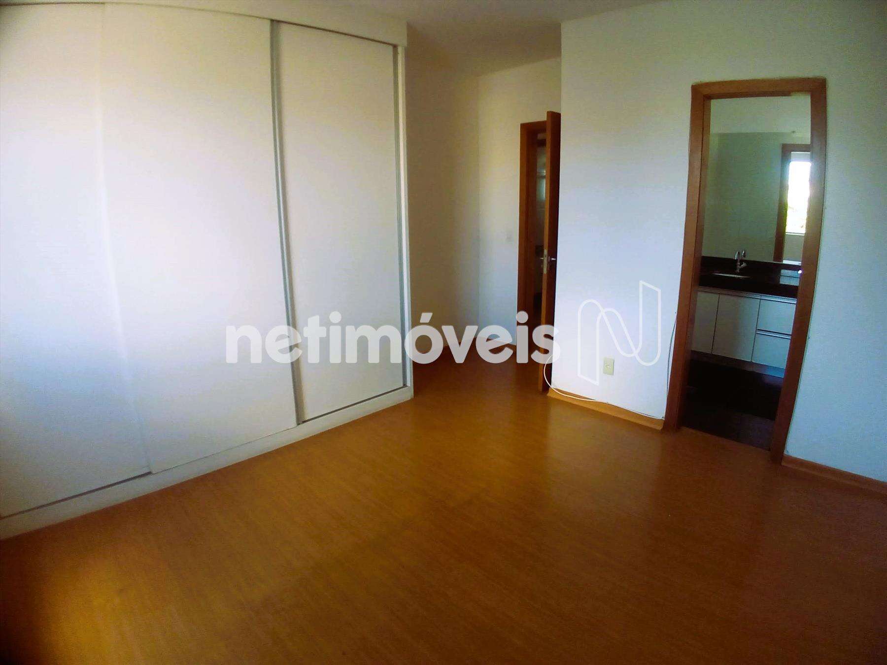 Quarto 04 com suíte