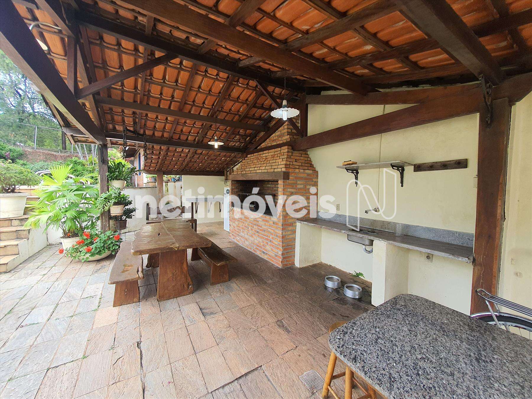 Casa-04-Quartos-Bandeirantes