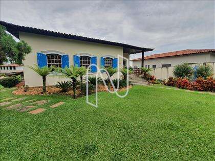  Casa-04-Quartos-Bandeirantes 
