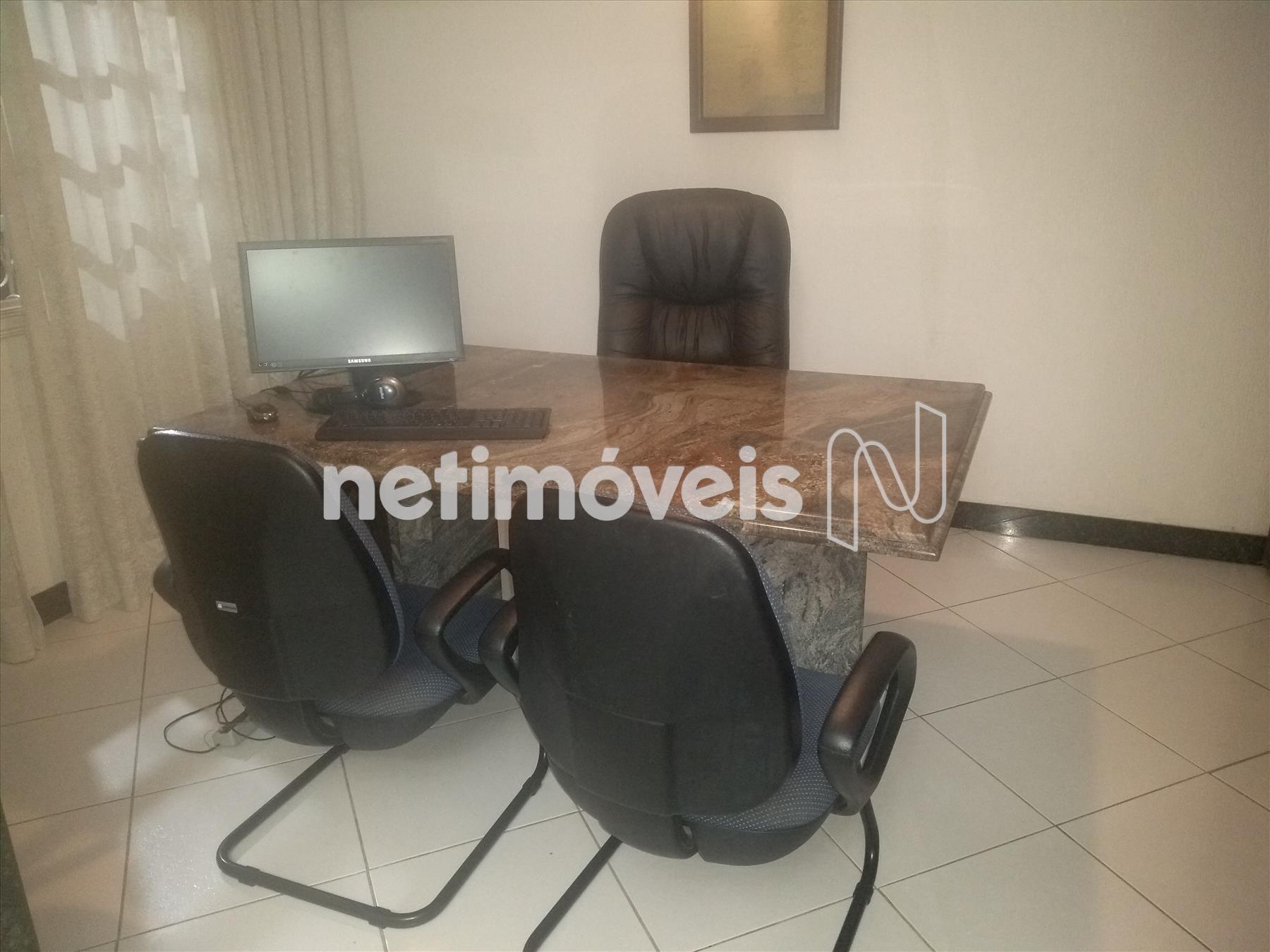 Casa3Q-Suite-4Vagas-BairroAlípiodeMelo!