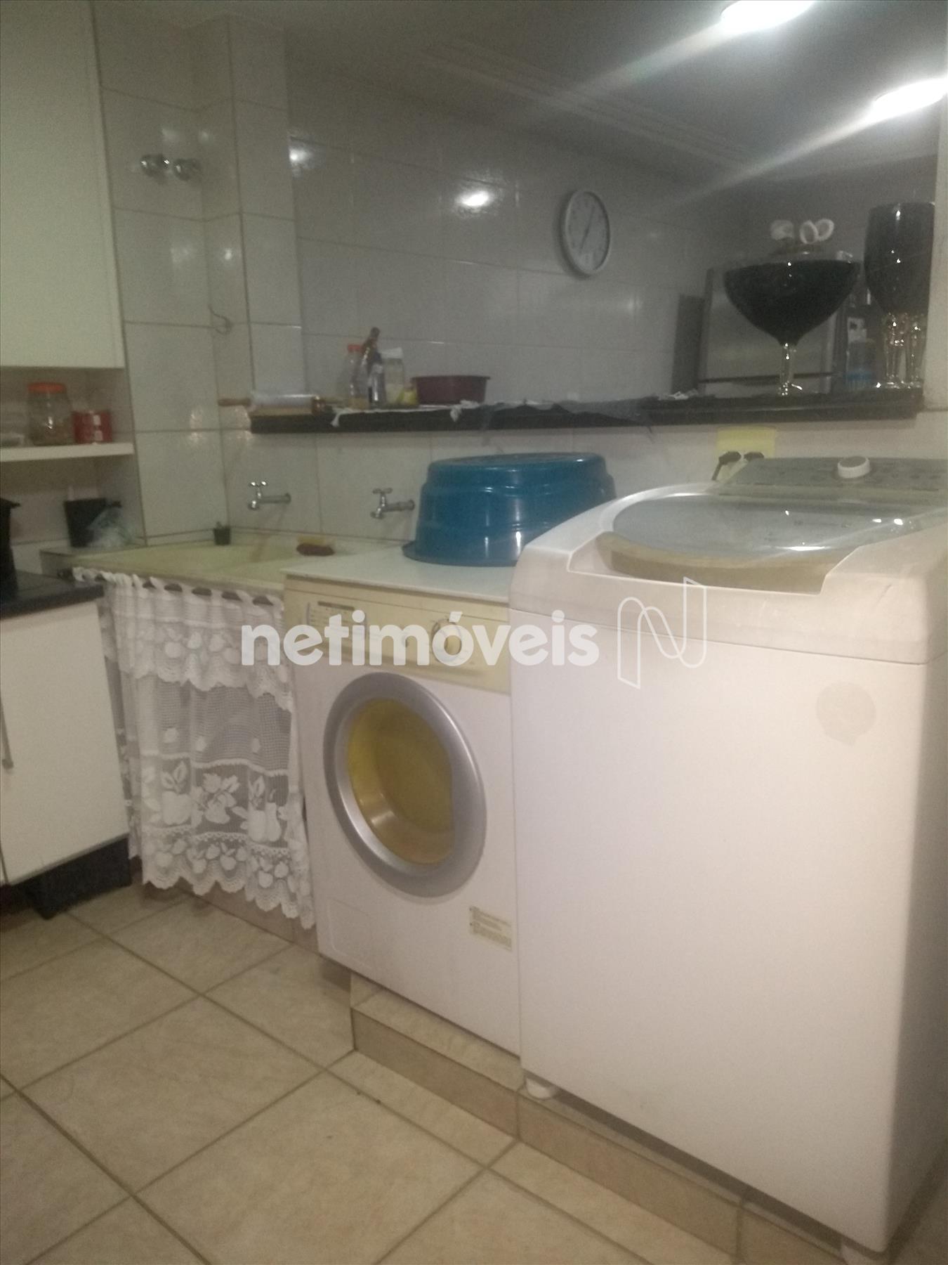 Casa3Q-Suite-4Vagas-BairroAlípiodeMelo!