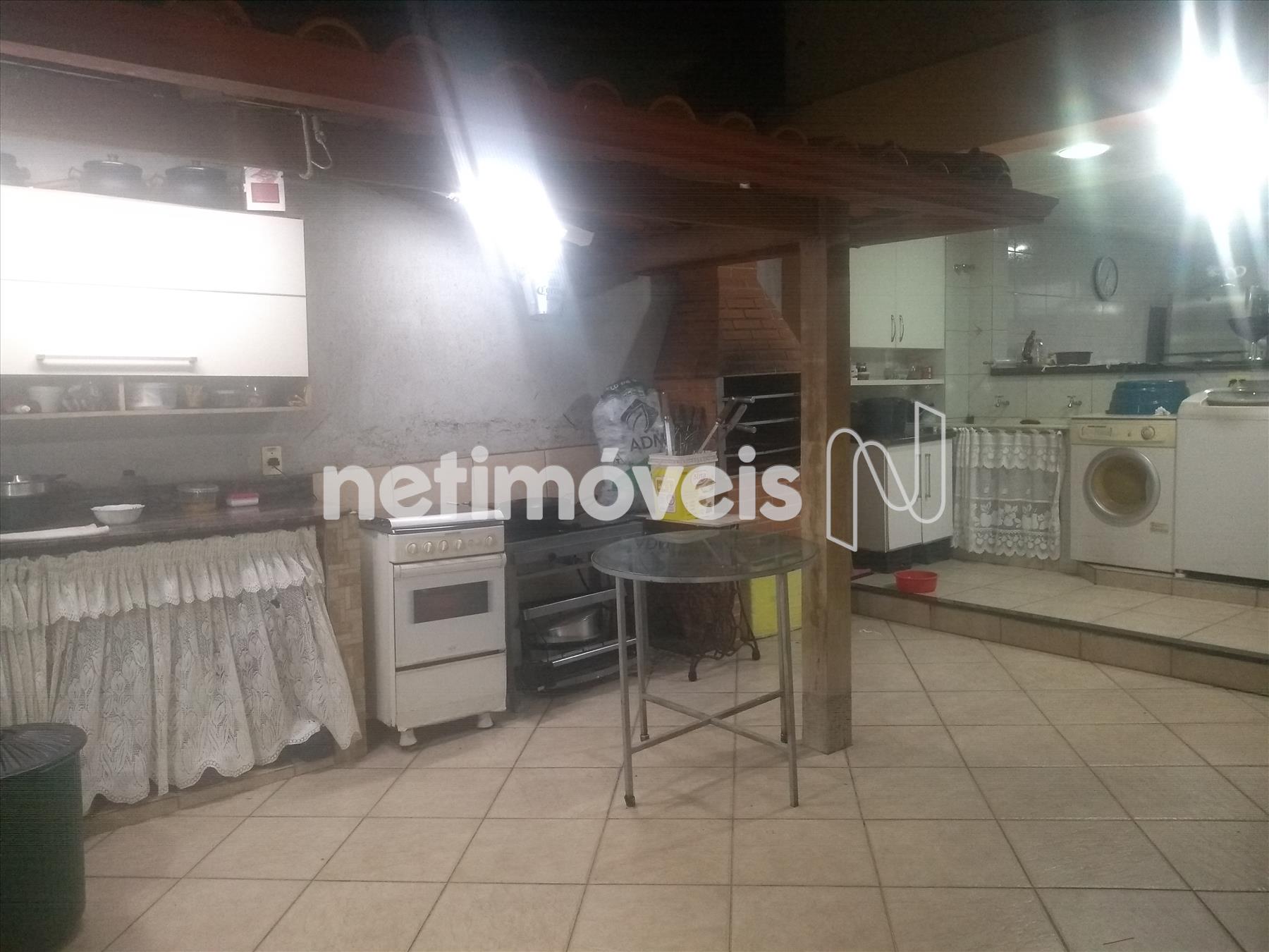 Casa3Q-Suite-4Vagas-BairroAlípiodeMelo!