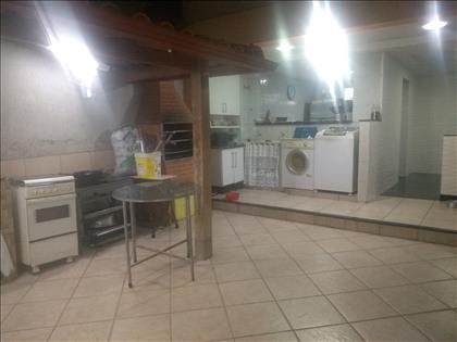 Casa3Q-Suite-4Vagas-BairroAlípiodeMelo! 