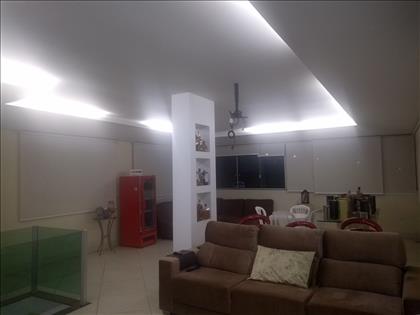Casa3Q-Suite-4Vagas-BairroAlípiodeMelo! 