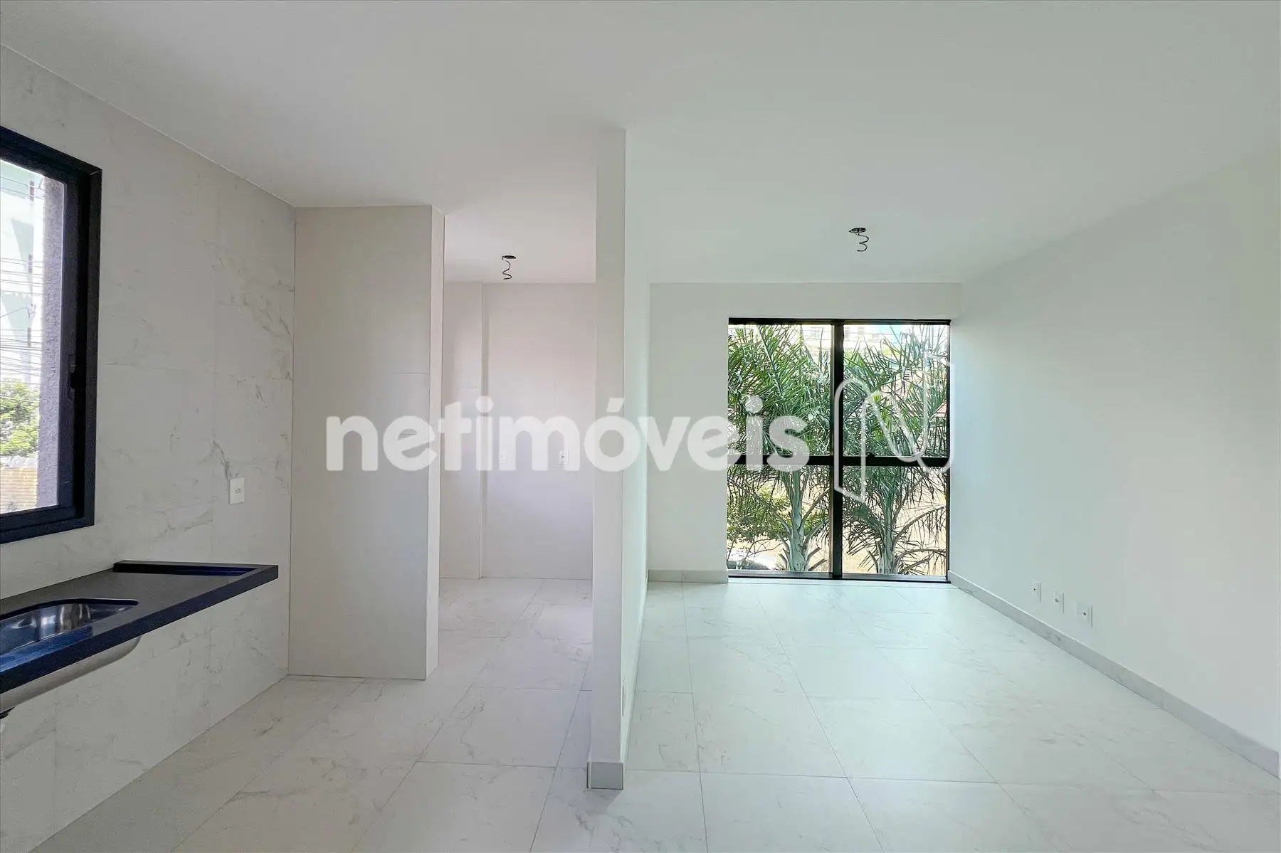Área Privativa para comprar com 120 m², 3 quartos, 2 banheiros, 2 vagas em Rua Conde Ribeiro do Vale, Sagrada Família, Belo Horizonte