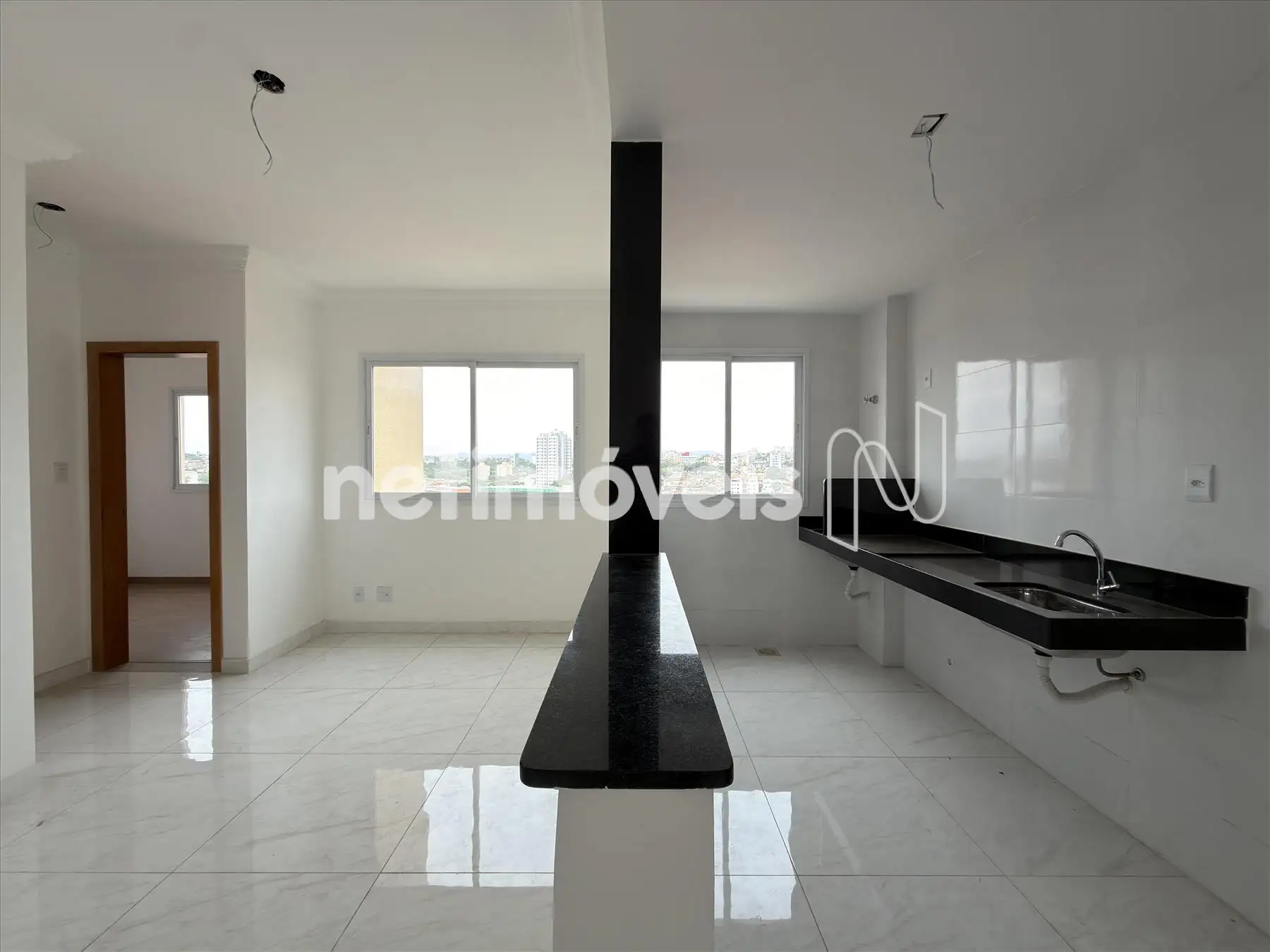 Sala integrada com cozinha